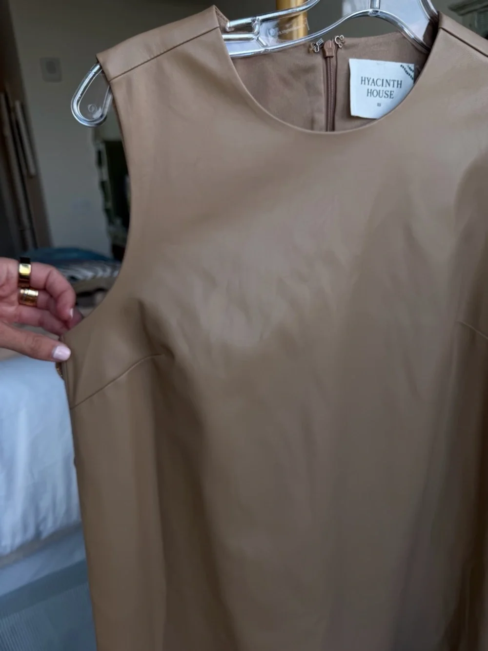 Minimal Sleeveless Tan Mini Dress - Picture 6 of 6